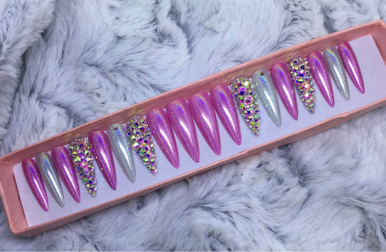 Z BEAUTI - Pink and Silver with Bling Stiletto Nails-Long